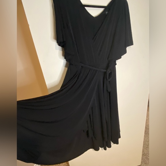 Torrid 2 Black Wrap Dress - Picture 3 of 3